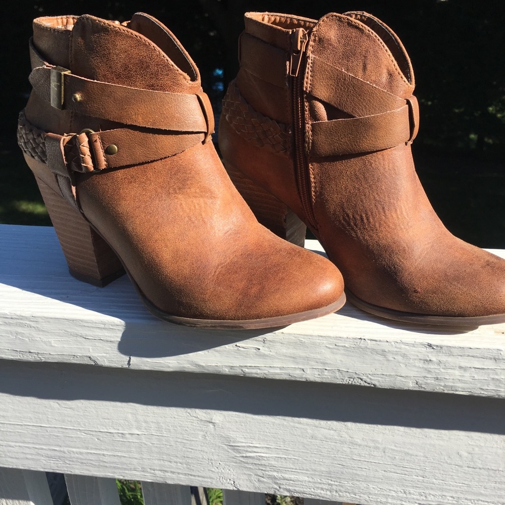 XOXO Ankle Booties